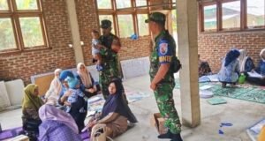 Babinsa Koramil 02/Sukakarya Perkuat Sinergi dalam Monitoring Kegiatan Posyandu