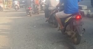 Jalan Pusat Pasar Ulekareng Phak Luyak Belum Ada Tanda Tanda Di Perbaiki Oleh Pemerintah Aceh.
