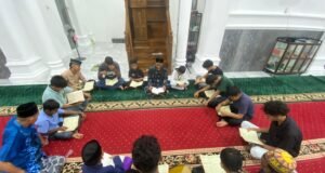 Masjid Al-Falah Gampon Ujong Kareung Laksanakan Khatam Quran