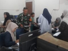 Babinsa Koramil 02/Sukakarya Bantu Pendataan Penerima Bantuan Anak Yatim di Gampong Iboih