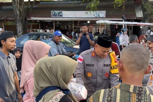Polres Sabang Berbagi Takjil, Wujud Kepedulian Di Bulan Ramadhan