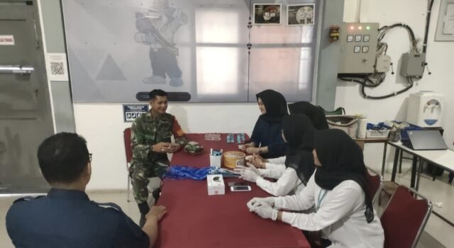 Momentum Idul Fitri, Babinsa dan Petugas Rutan Sabang Perkuat Pengamanan Kunjungan