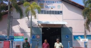 Babinsa Koramil 02/Sukakarya Monitoring Objek Vital PLN Dukung Aktivitas Mudik dan Libur Lebaran di Sabang