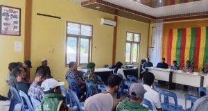 Babinsa Batee Shoek Hadiri Monitoring Tim PIM, Dorong Ketahanan Pangan dan Program Gampong Madani