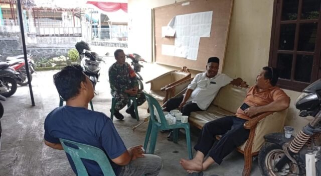 Babinsa Sambangi Warga Aneuk Laot, Pererat Silaturahmi dan Jaga Kamtibmas