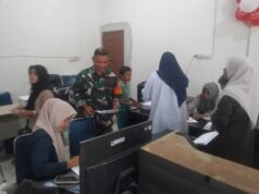Babinsa Iboih Bersinergi dengan Aparatur Gampong Data Penerima Bantuan