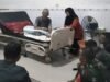 Babinsa Kuta Timur Jenguk Warga Sakit, Wujud Kepedulian TNI di Tengah Masyarakat