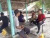 Babinsa Paya Beri Semangat Petugas Kebersihan Desa, Wujud Kepedulian di Tengah Aktivitas Lapangan