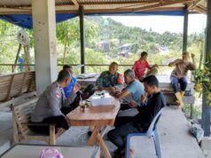 Jaga Kekompakan, Babinsa Keuneukai Intensifkan Komunikasi Sosial