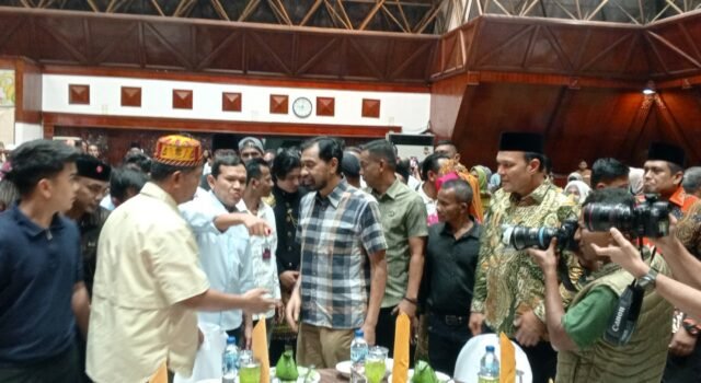Gubernur Aceh Muzakir Manaf Dan wagub H.Fadlullah Serta Sekda Aceh Menghadiri Halal Bil Halal dengan TIM Pemenangan