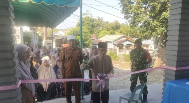 Babinsa Koramil 02/Sukakarya Hadiri Launching Pustu dan Posyandu Matahari di Kuta Ateuh