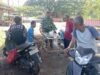 Babinsa Koramil 01/Sukajaya Pantau Harga Ikan di Cot Abeuk, Ajak Pedagang Jaga Kebersihan Demi Kenyamanan Bersama