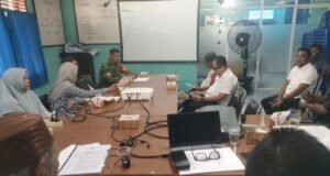 Babinsa Kuta Ateuh Ajak Aparatur Gampong Maksimalkan BUMG untuk Ketahanan Pangan