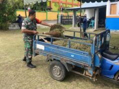 Bersatu dalam Aksi, Babinsa Ie Meulee dan Warga Gotong Royong Ciptakan Lingkungan Bersih