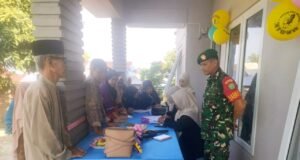 Babinsa Koramil 02/Sukakarya Dukung Posyandu Lansia, Wujud Kepedulian terhadap Kesehatan Masyarakat