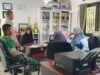 Babinsa Koramil 01/Sukajaya Dampingi Proses Pendataan Warga Kurang Mampu, Pastikan Transparan dan Objektif