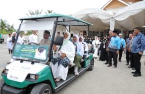 Bank Aceh Serahkan Buggy Car untuk Permudah Mobilisasi Jamaah di Asrama Haji Embarkasi Aceh