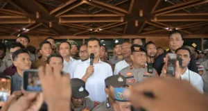Hari ini Di Hadapan Pendemo, Sekda Aceh Tegaskan Pergub JKA tak Mengurangi Hak Warga Miskin untuk Berobat
