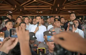 Hari ini Di Hadapan Pendemo, Sekda Aceh Tegaskan Pergub JKA tak Mengurangi Hak Warga Miskin untuk Berobat