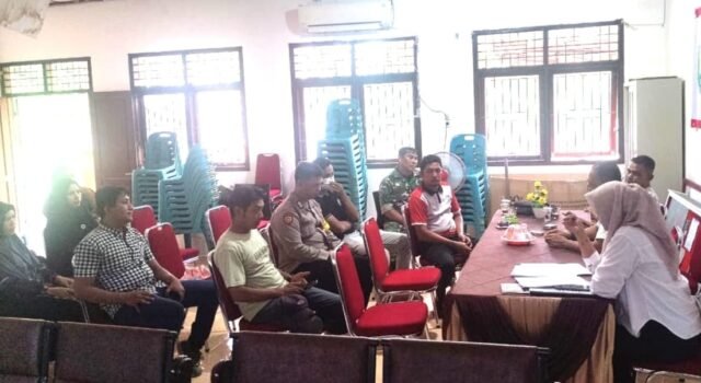 Babinsa Hadiri Musyawarah Pembentukan TPK, Perkuat Sinergi Pembangunan Gampong Balohan