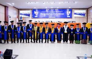 UBBG Kembali Kukuhkan Dua Guru Besar, Rektor: Ini Hadiah Terindah Milad ke-5