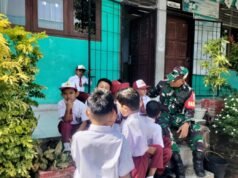 Babinsa Koramil 02/Sukakarya Bangun Interaksi Positif dengan Siswa SDN 17, Tanamkan Disiplin dan Pola Hidup Sehat