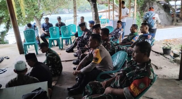 Babinsa Iboih Hadiri Kenduri Laot, Wujud Dukungan Pelestarian Kearifan Lokal Dalam Masyarakat