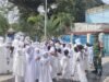 Babinsa Koramil 02/Sukakarya Hadir Dampingi Manasik Haji Anak TK di Kuta Ateuh