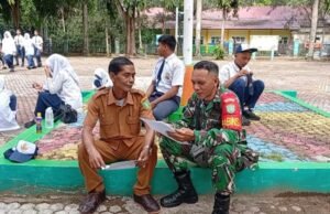 Komunikasi Sosial Babinsa Aneuk Laot Bahas Persiapan Latihan PBB Siswa SMPN 5 Sabang