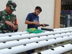 Pendampingan Babinsa Koramil 02/Sukakarya Bantu Petani Tingkatkan Semangat Bertani Modern Melalui Hidroponik