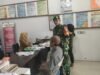 Humanis dan Responsif, Babinsa Kuta Ateuh Dampingi Warga Buat Akta Kelahiran Anak