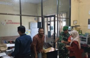 Babinsa Batee Shoek Kawal Pendataan Bansos Agar Tepat Sasaran dan Transparan