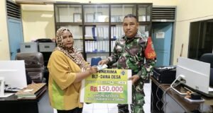 Sinergi TNI-Pemerintah Gampong: Babinsa Sukakarya Dampingi Penyaluran BLT Desa 2026