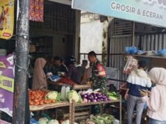 Hari Meugang Idul Adha 1447 H/2026 M, Babinsa Gampong Cot Ba’U Monitoring Aktivitas Jual Beli Warga