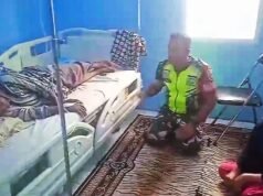 Wujud Kepedulian, Babinsa Krueng Raya Jenguk Warga Korban Kecelakaan Lalu Lintas di Puskesmas