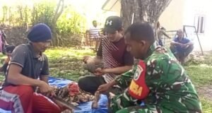 Babinsa Paya Monitor dan Bantu Penyembelihan 6 Ekor Sapi Kurban di Gampong Paya