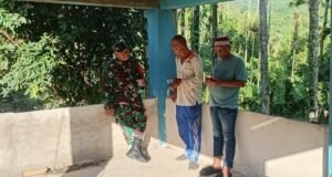 Babinsa Batee Shoek Ajak Warga Bijak Bermedia Sosial Melalui Komsos