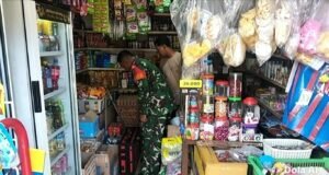 Babinsa Kuta Timu Monitor Harga Sembako di Hari Raya Idul Adha, Harga Masih Stabil