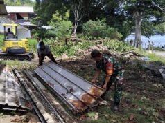 Babinsa Iboih Bantu Warga Bangun Rumah, Wujud Kepedulian dan Semangat Gotong Royong