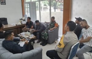 Babinsa Koramil 02/Sukakarya Hadiri Rapat Koordinasi Pengelolaan Wisata dan Ketertiban Lingkungan di Gampong Iboih