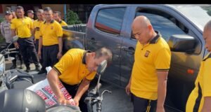 Polres Sabang Pasang Logo Layanan Polisi 110 pada Kendaraan Dinas Operasional