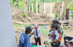 Pererat Silaturahmi dengan Warga, Babinsa Iboih Aktif Gelar Komsos di Wilayah Binaan