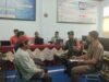Babinsa Kuta Ateuh Jalin Komunikasi Sosial dengan Dewan Guru, Bahas Keamanan Lingkungan Sekolah
