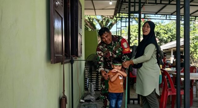 “Babinsa Balohan Dampingi Posyandu Merpati, Perkuat Sinergi TNI dan Tenaga Kesehatan Layani Masyarakat”