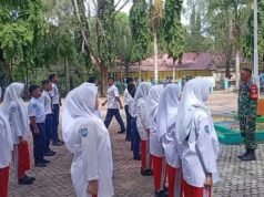 Babinsa Aneuk Laot Latih PBB Siswa SMPN 5 Sabang, Tanamkan Disiplin dan Jiwa Kepemimpinan