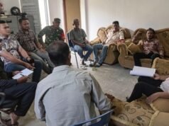 Hadiri Rapat Koordinasi, Babinsa Pastikan Pembangunan di Gampong Batee Shoek Sesuai Rencana