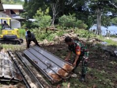 TNI Dekat dengan Rakyat: Babinsa Iboih Turun Langsung Bantu Pekerjaan Warga