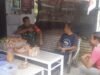 Babinsa Ie Meulee Pererat Silaturahmi Melalui Komunikasi Sosial dengan Warga Binaan
