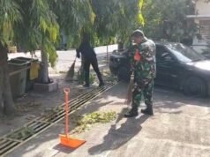 Babinsa Kuta Timu Bersama Bhabinkamtibmas dan Aparatur Gampong Gelar Aksi Bersih Lingkungan