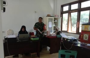 Babinsa Balohan Perbarui Data Teritorial, Pastikan Informasi Wilayah Akurat untuk Dukung Pembinaan Teritorial
